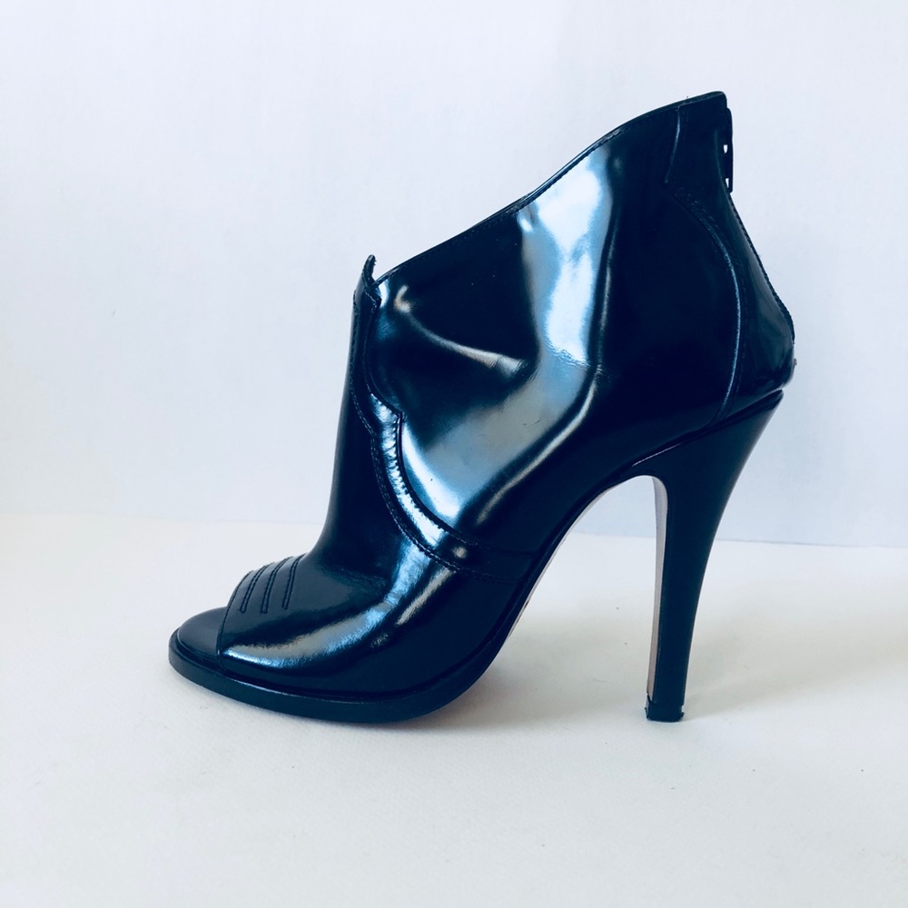 MAISON MARTIN MARGIELA Peep-toe Booties